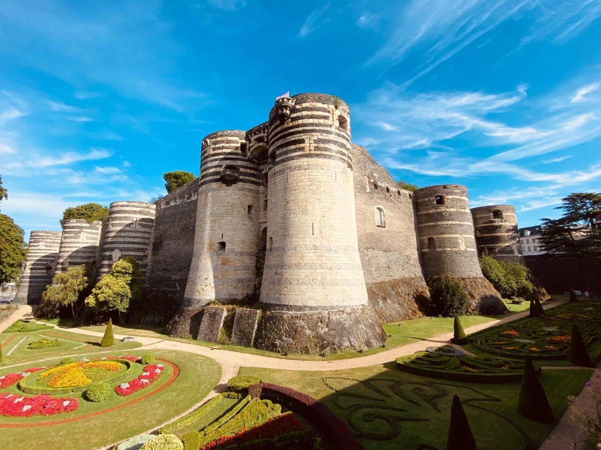 Logis Hotels- Hotel Marguerite D'Anjou Angers Chateau Kültér fotó