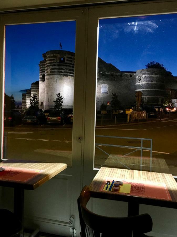 Logis Hotels- Hotel Marguerite D'Anjou Angers Chateau Kültér fotó